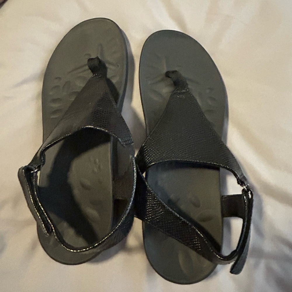 Black sandals